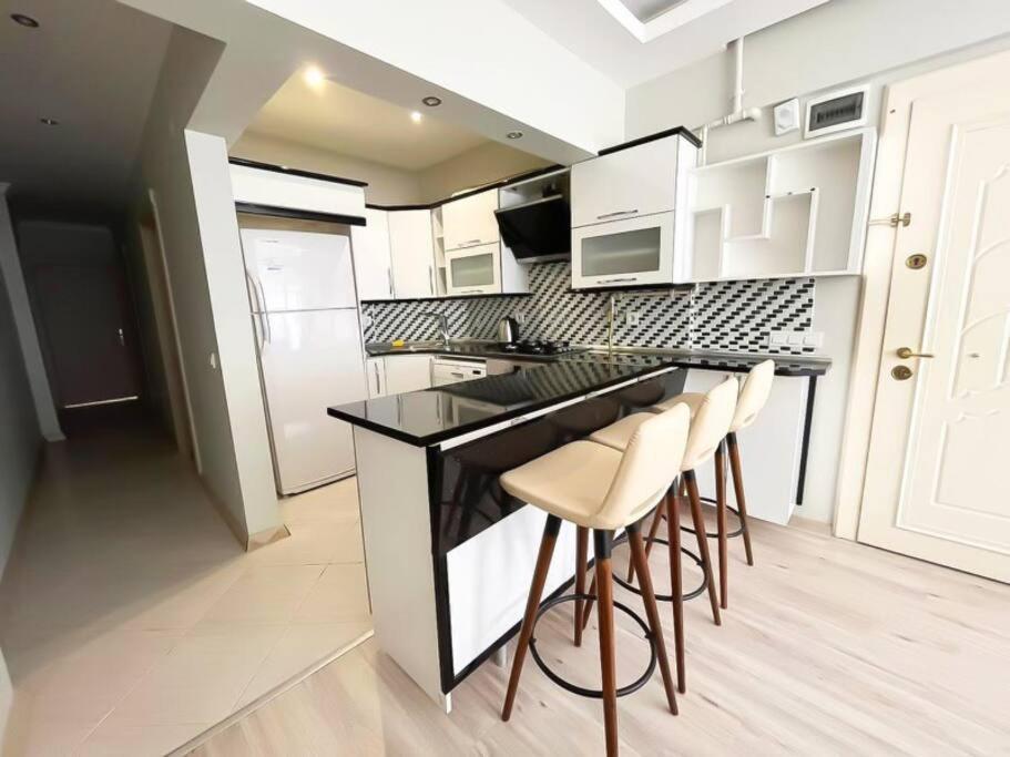 House In The Center Of Kadikoy Apartment Istanbul Exterior photo